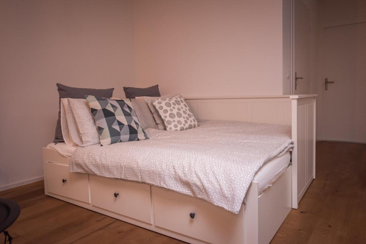 2 Bedroom - City Center Apartment - 因特拉肯 外观 照片